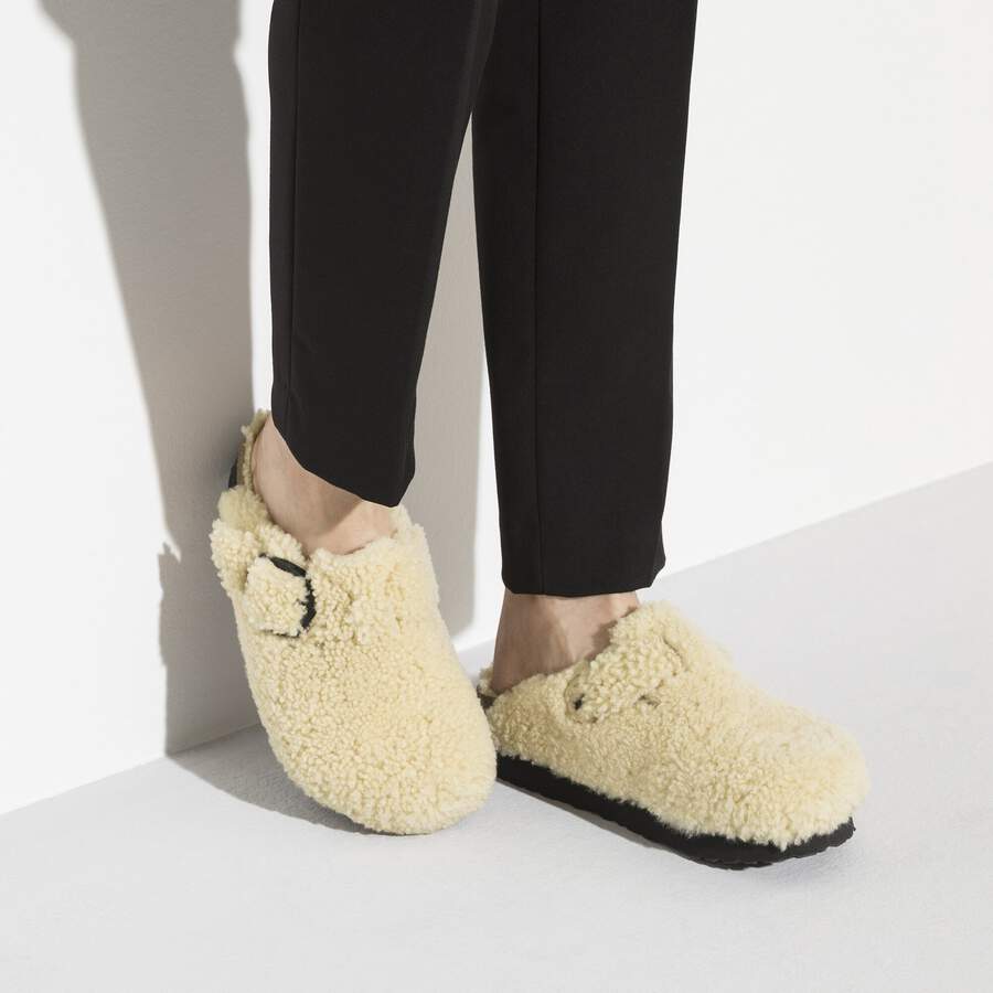 Boston Big Buckle Platform Fur - Teddy Eggshell