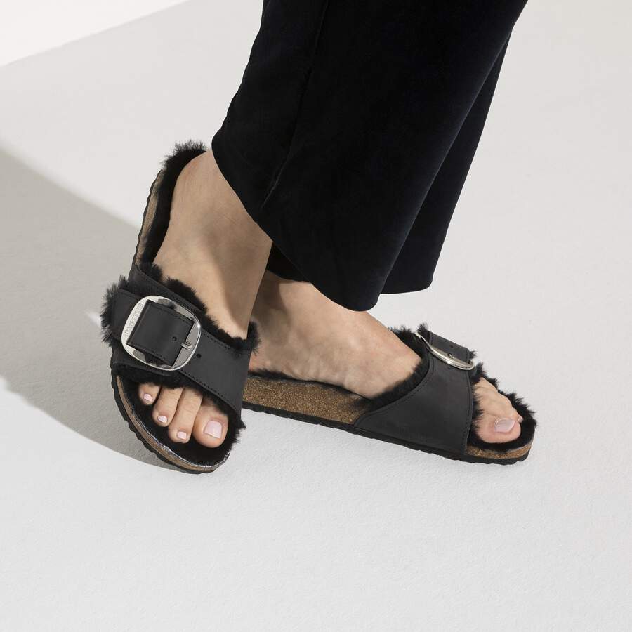 Madrid Big Buckle Shearling Natural Leather Oiled - Black