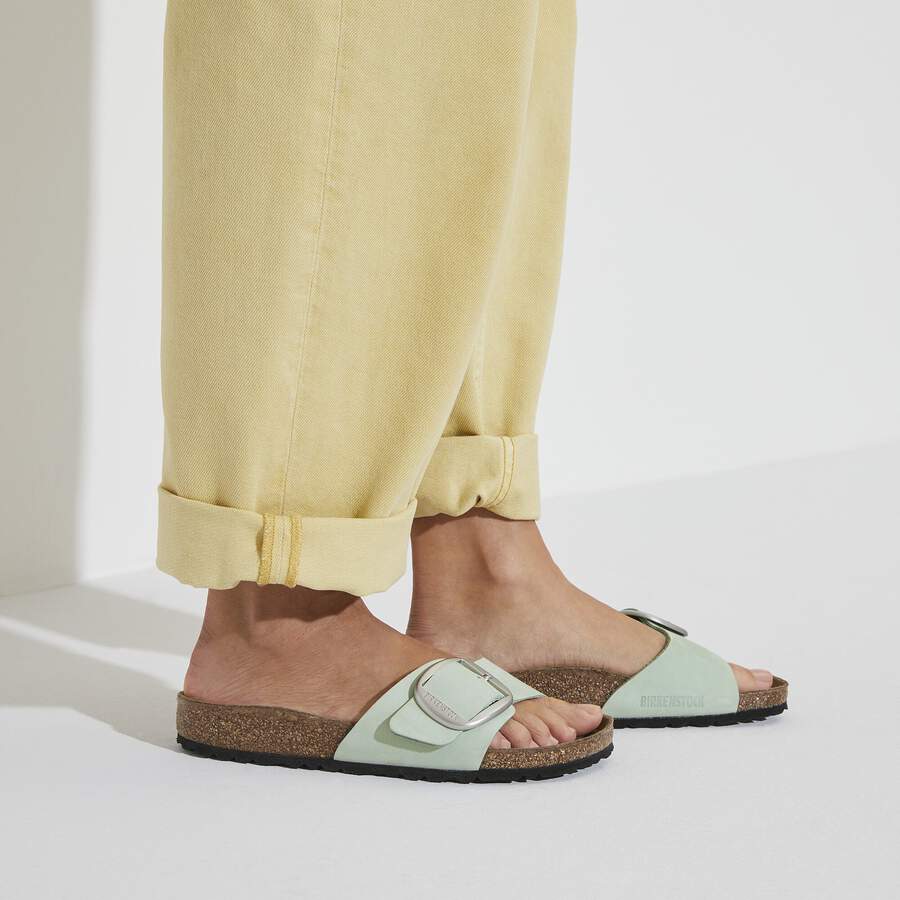 Madrid Big Buckle Nubuck Leather - Matcha