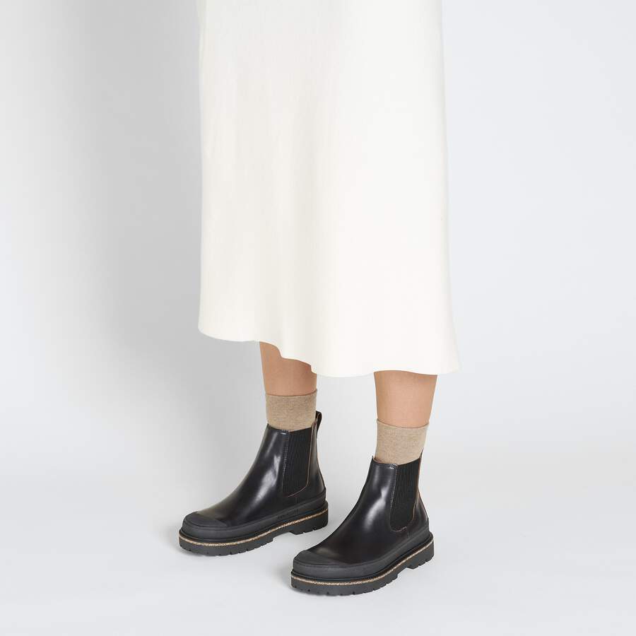 Prescott Slip On Women Waxy Leather - Black