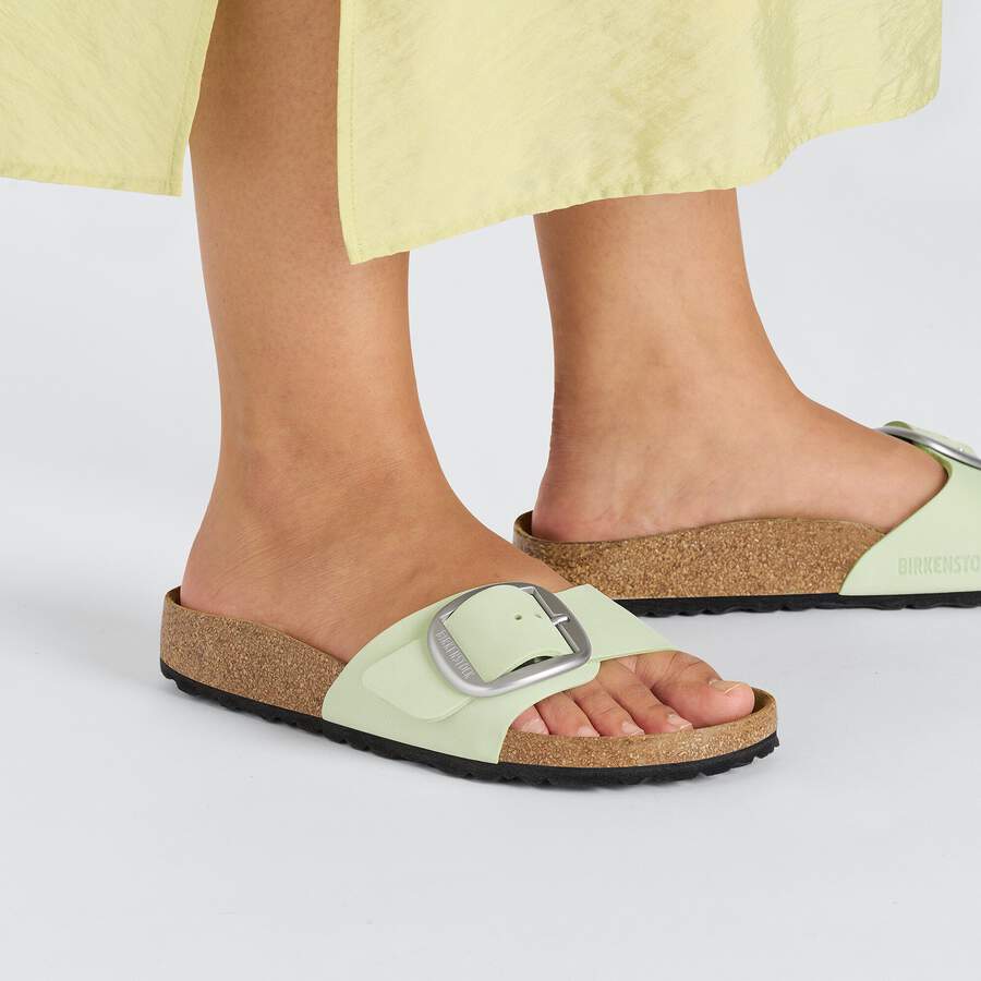 Madrid Big Buckle Nubuck Leather - Faded Lime
