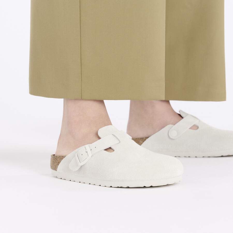 Boston Soft Footbed Suede Leather - Antique White