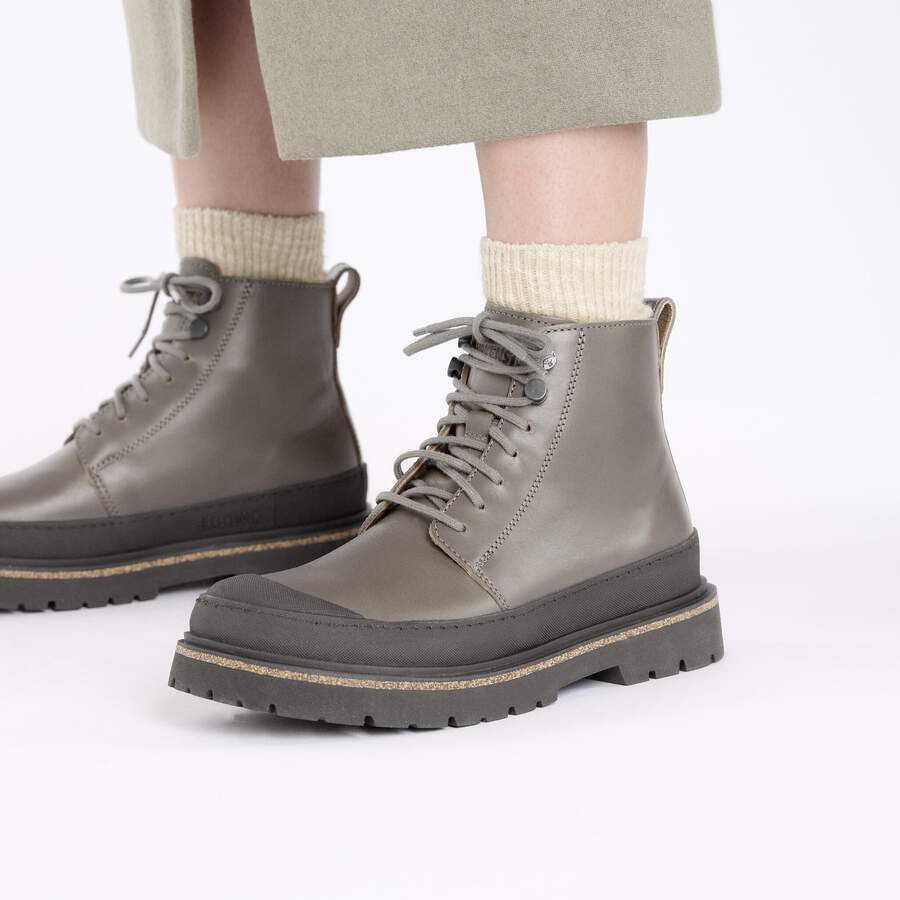 Prescott Women Waxy Leather - Concrete Gray