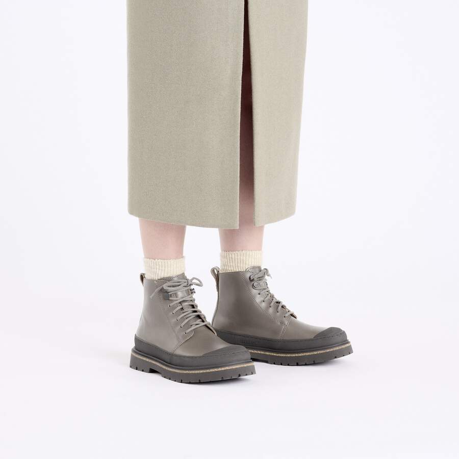 Prescott Women Waxy Leather - Concrete Gray