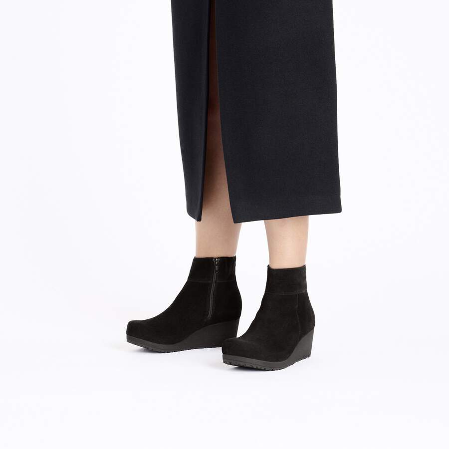 Ebba Suede Leather - Black/Black