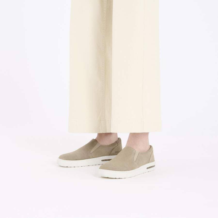 Oswego Suede Leather - Taupe