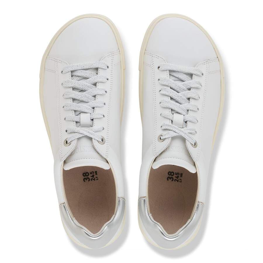 Bend Low Natural Leather - White/Metallic Silver