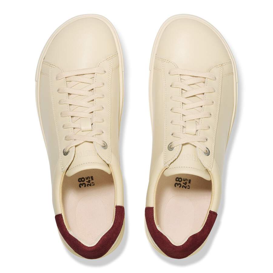 Bend Low Natural Leather - Eggshell/Zinfandel
