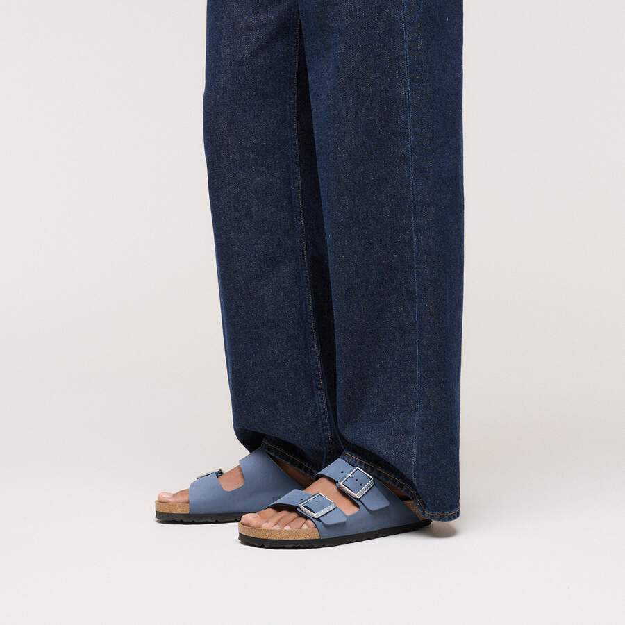 Arizona Nubuck Leather - Stone Blue