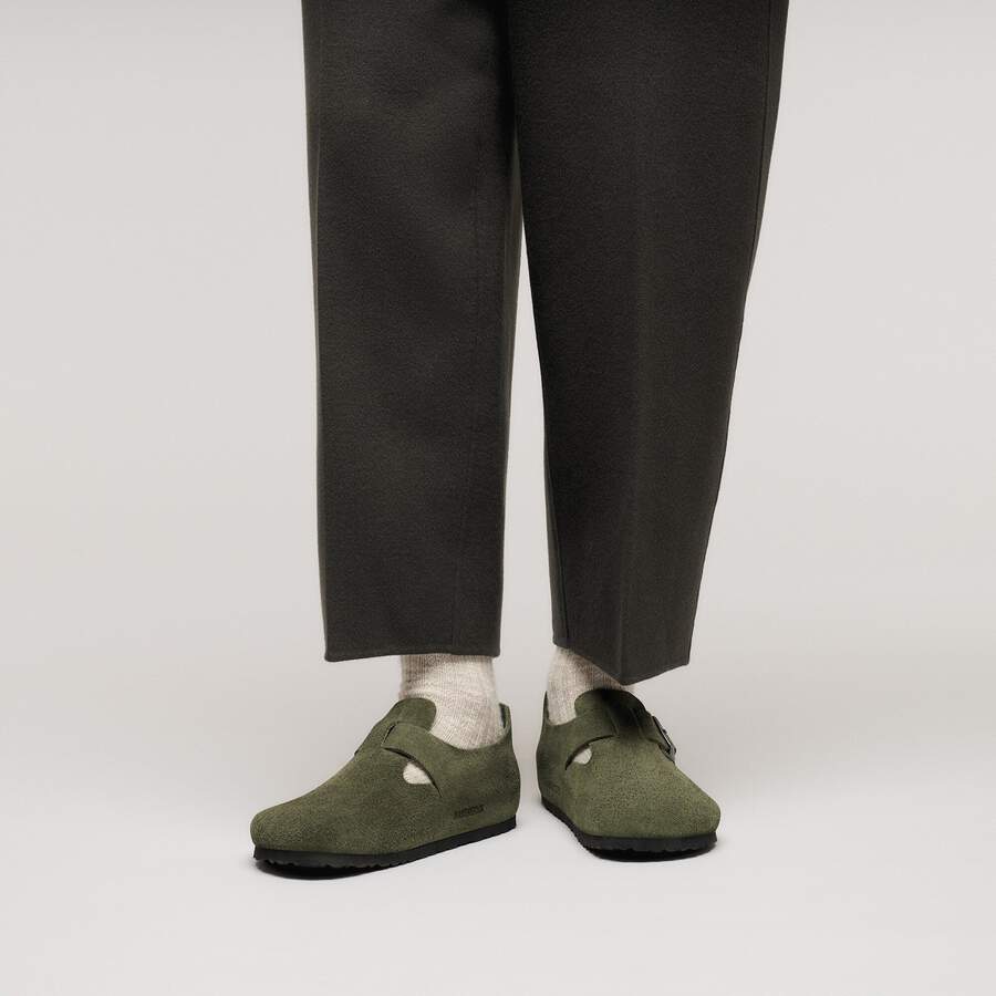London Suede Leather - Thyme