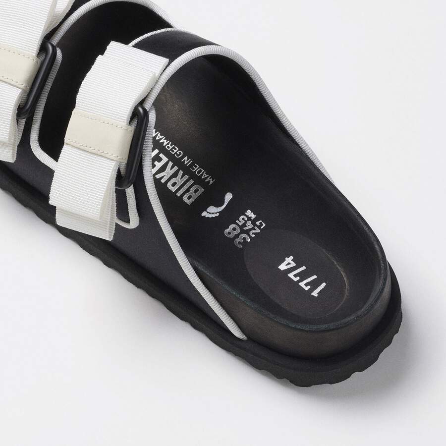 1774 Arizona Satin Textile - Satin Black