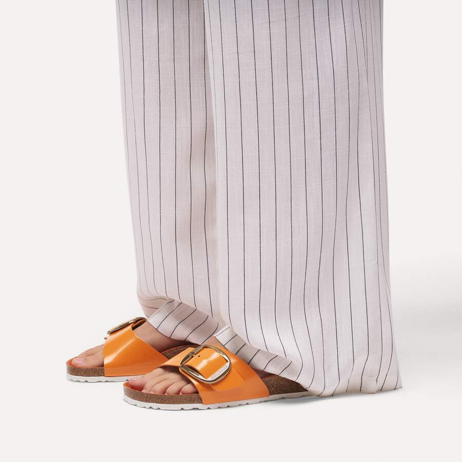 Madrid Big Buckle Natural Leather Patent - High-Shine Kurkuma