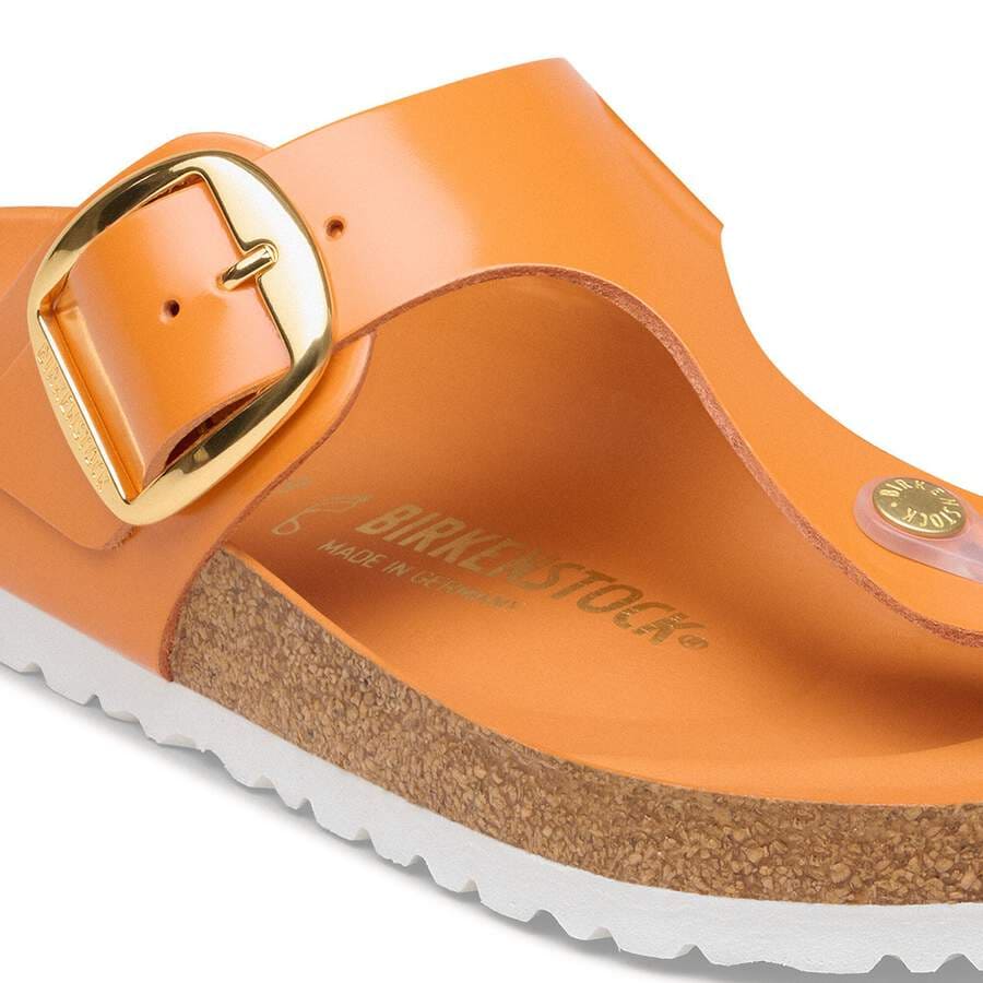 Gizeh Big Buckle Natural Leather Patent - High-Shine Kurkuma