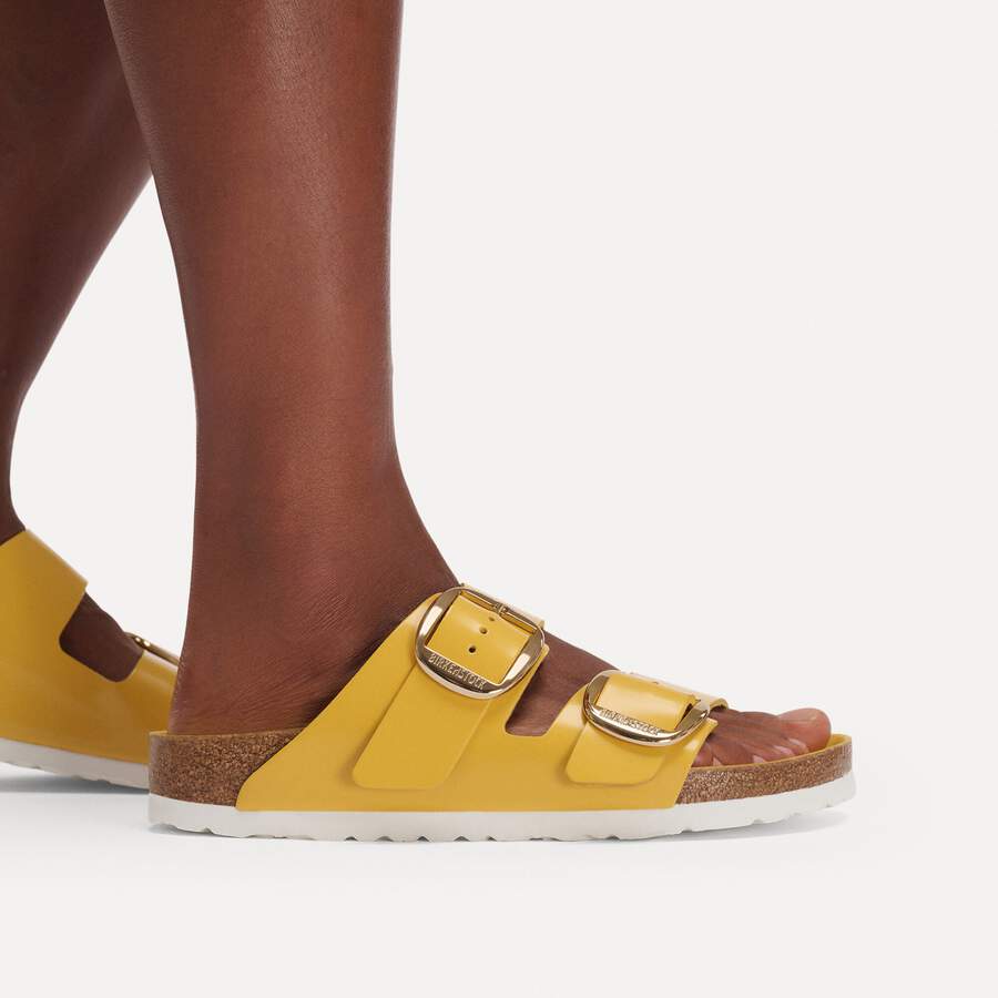 Arizona Big Buckle Natural Leather Patent - High-Shine Ochre
