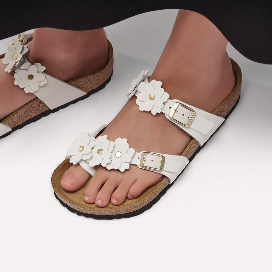 Mayari Flower Embellishment Natural Leather - White