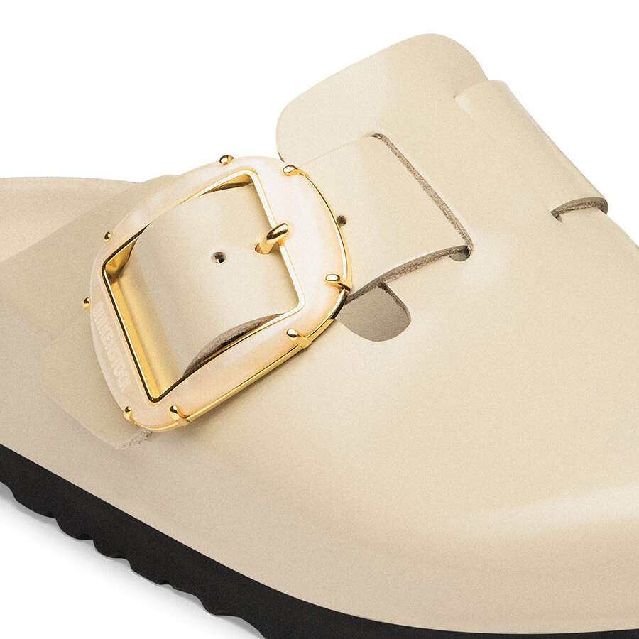 Boston Big Buckle Natural Leather Patent - High-Shine Oyster