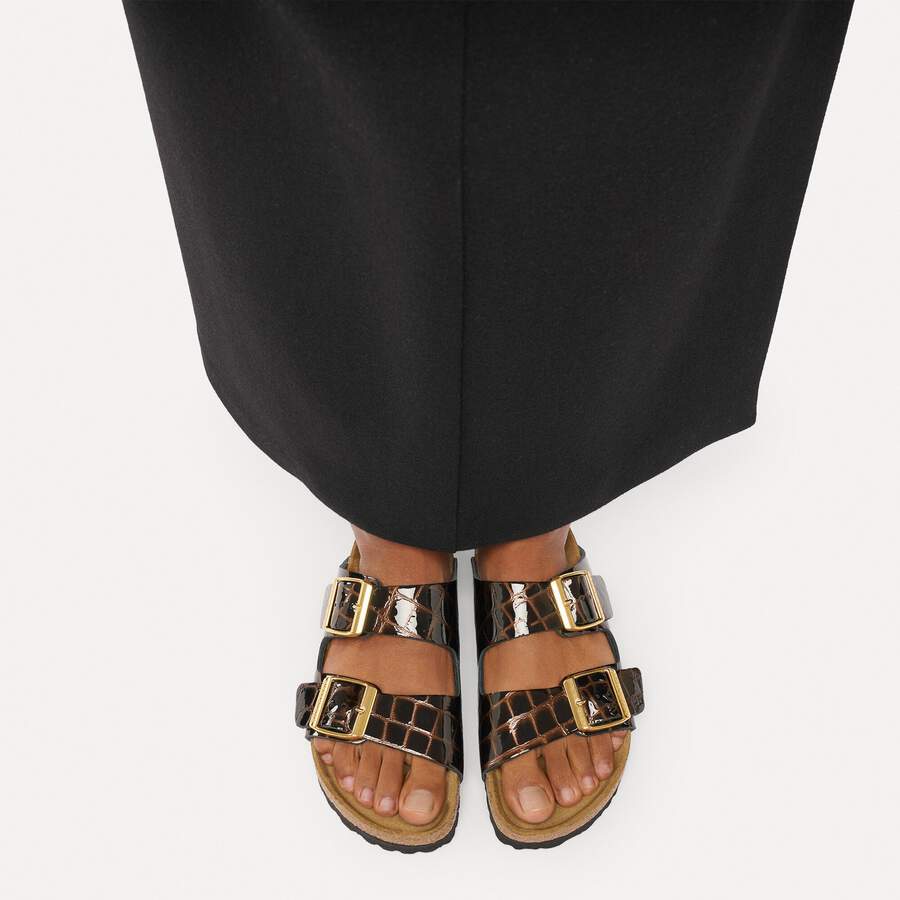 Arizona Natural Leather - Black Emboss